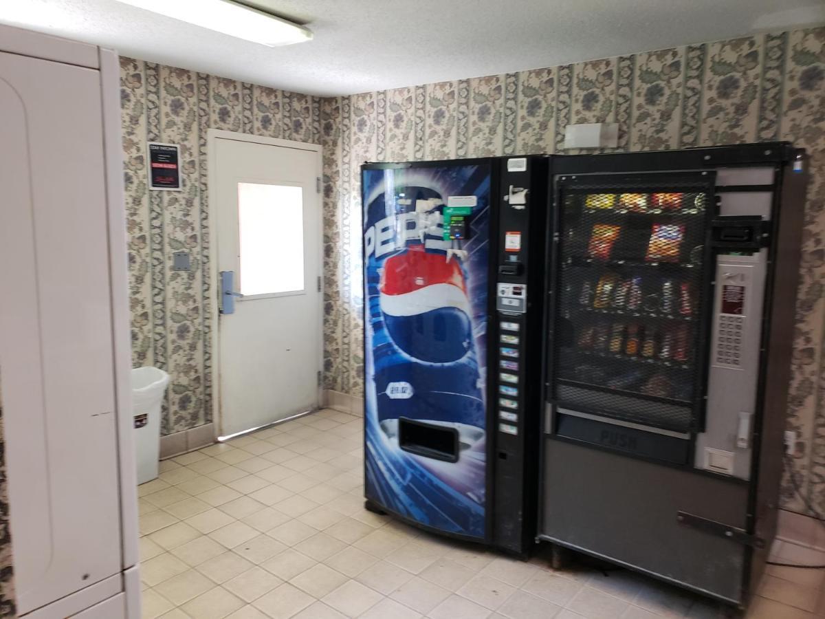 Intown Suites Extended Stay Macon Ga Екстер'єр фото